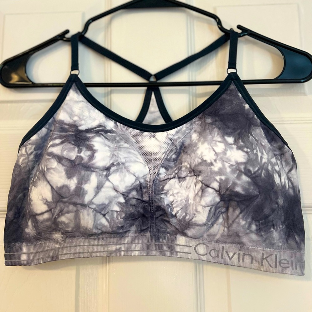 Calvin Klein XL sports bra